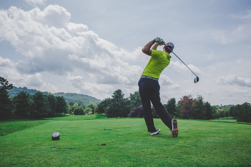 Apex Golf Putt Matrix — Pro-Grade Indoor Precision Training Surface