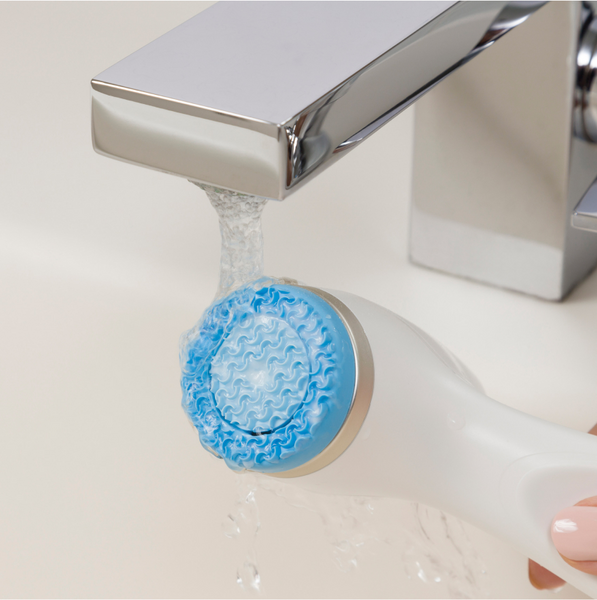 ageLOC LumiSpa iO Smart Facial Cleansing Device - Premium Power Bundle | KZ LUXURY