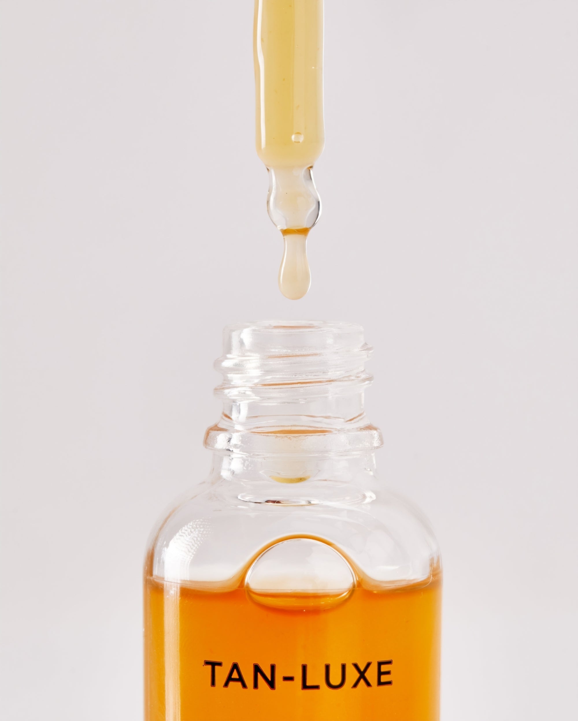 Tan-Luxe The Body Illuminating Self-Tan Drops
