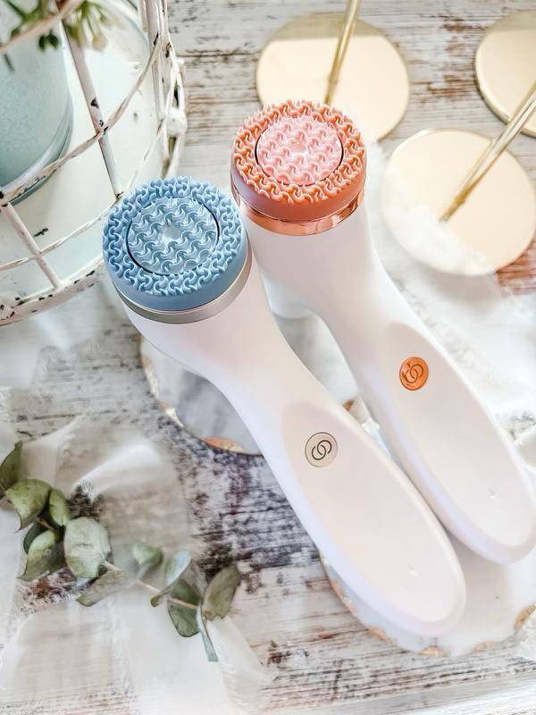 ageLOC LumiSpa iO Smart Facial Cleansing Device - Premium Power Bundle | KZ LUXURY